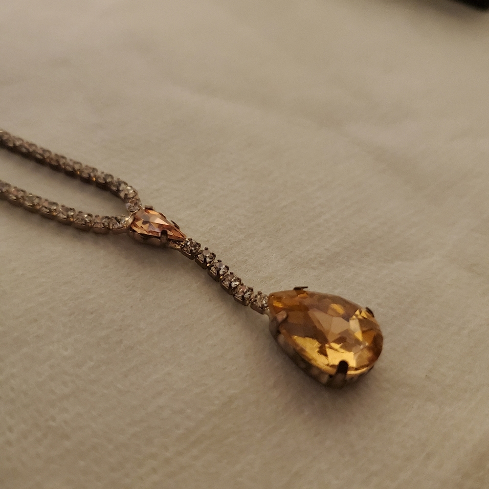 💙 GUC Rose Gold Jewelry Set - Picture 6 of 10